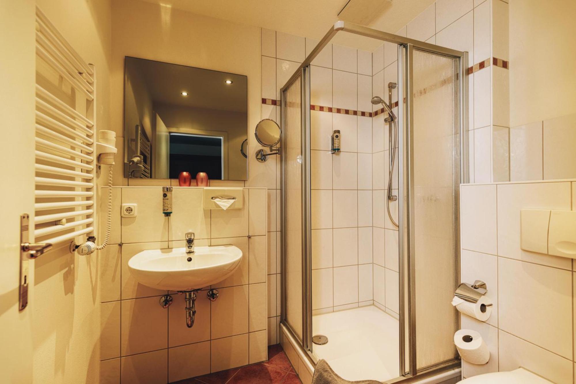 Seehotel Heidehof Klein Nemerow Εξωτερικό φωτογραφία