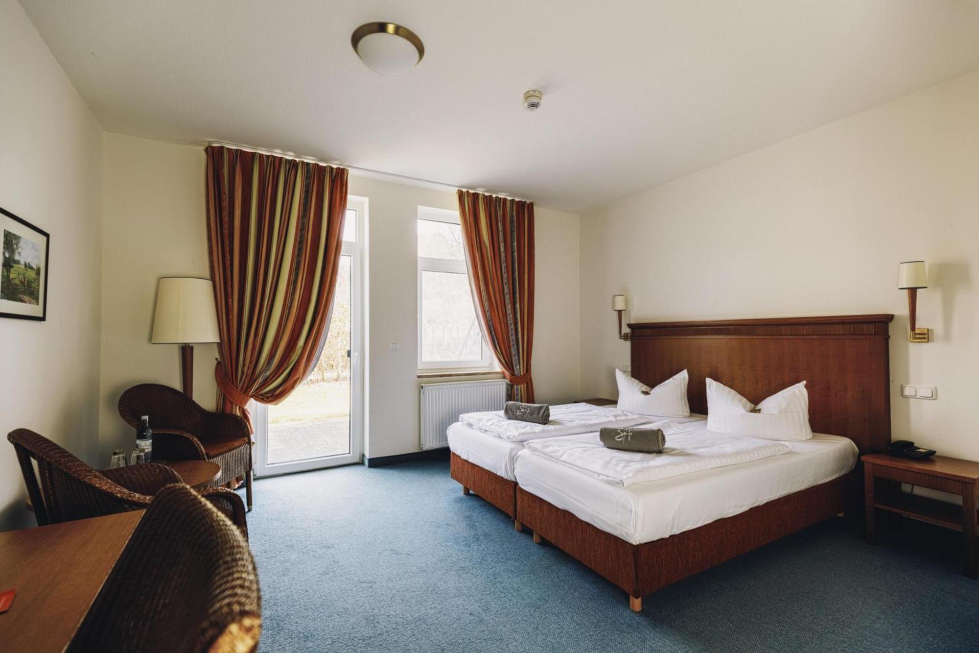 Seehotel Heidehof Klein Nemerow Εξωτερικό φωτογραφία