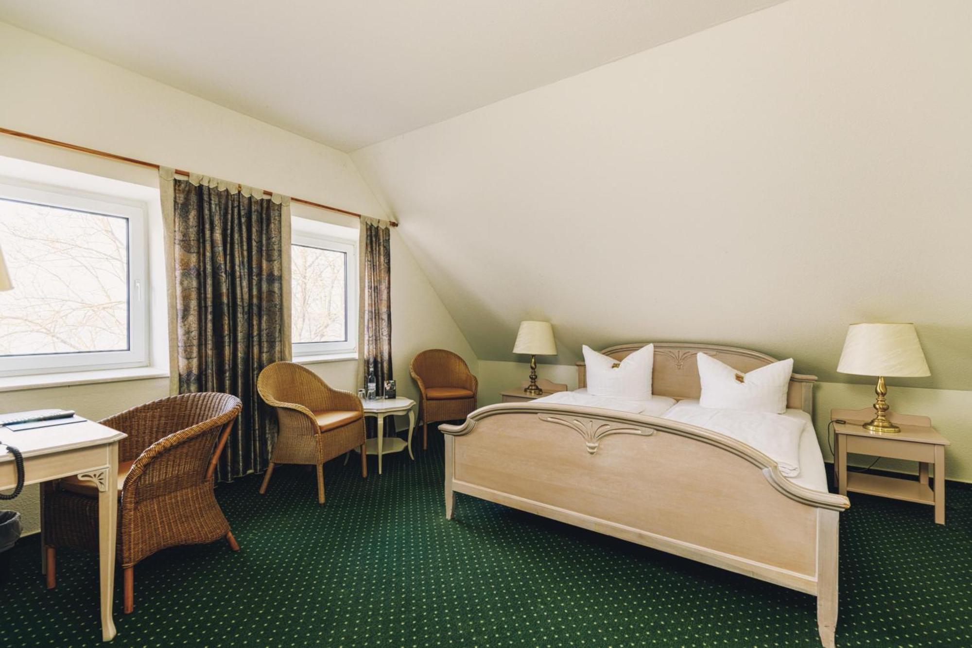 Seehotel Heidehof Klein Nemerow Εξωτερικό φωτογραφία
