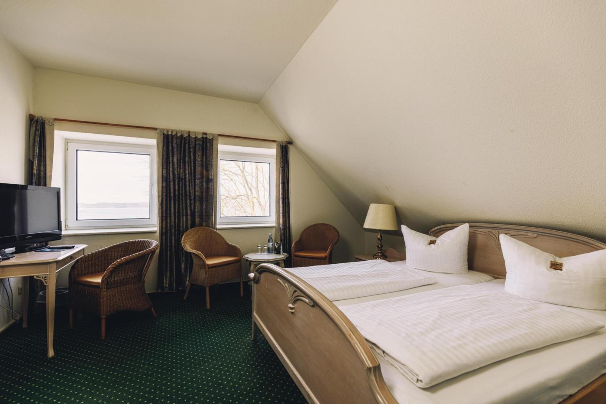 Seehotel Heidehof Klein Nemerow Εξωτερικό φωτογραφία